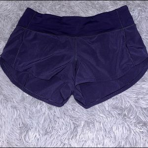 Lululemon low rise speed ups size 4 2.5 inch